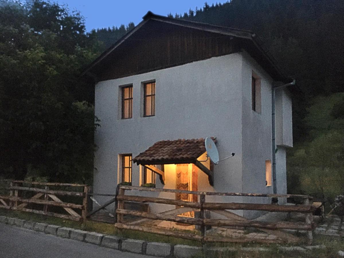 Къща Край Реката - Триград Exterior photo